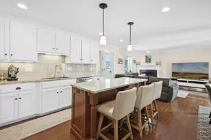 80 Pleasant St, Medfield, MA 02052 - Photo 12