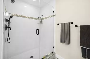 80 Pleasant St, Medfield, MA 02052 - Photo 20