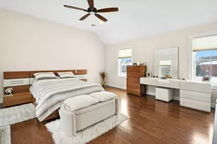 80 Pleasant St, Medfield, MA 02052 - Photo 14