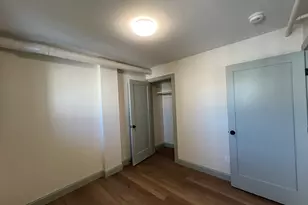 160 Seabury St, Fall River, MA 02720 - Photo 4