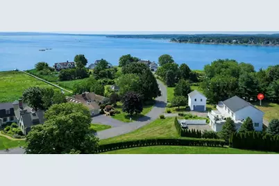 44 Seabury Point Rd, Duxbury, MA 02332 - Photo 1