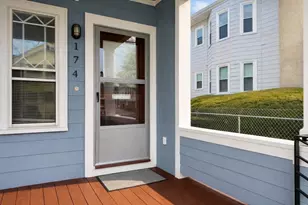 174 Maplewood, Watertown, MA 02472 - Photo 2