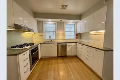 174 Maplewood #0, Watertown, MA 02472 - Photo 10