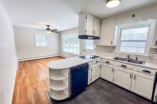 858 N Woodstock Rd, Southbridge, MA 01550 - Photo 4