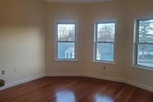 293 School St, Stoughton, MA 02072 - Photo 4