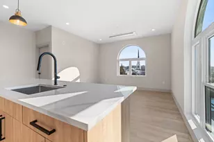 453 Franklin St, Melrose, MA 02176 - Photo 4
