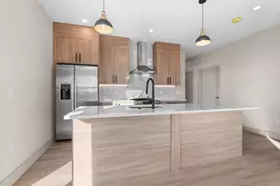 453 Franklin St, Melrose, MA 02176 - Photo 6