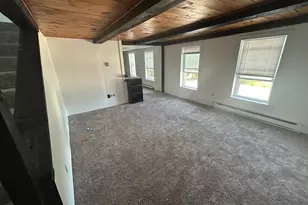 29 Charlton St, Oxford, MA 01540 - Photo 10