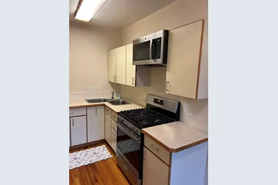 36 Linnaean St #8, Cambridge, MA 02138 - Photo 4