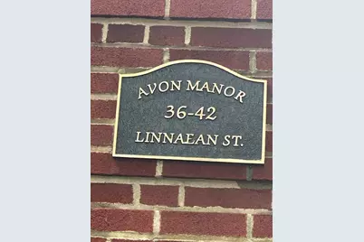 36 Linnaean St #8, Cambridge, MA 02138 - Photo 2