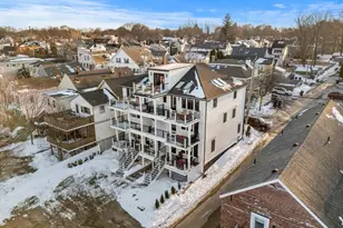 182 Merrimac St, Newburyport, MA 01950 - Photo 40