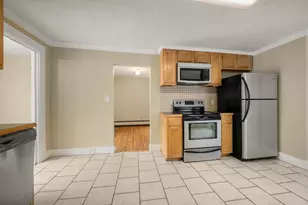 8 Cleveland Ave, Ipswich, MA 01938 - Photo 4