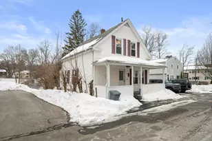 8 Cleveland Ave, Ipswich, MA 01938 - Photo 2