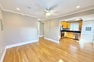 37 Fenton St, Boston, MA 02122 - Photo 10