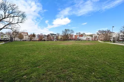 123-125 Centre St #TH6, Boston, MA 02124 - Photo 32