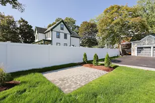 54 South St, Medford, MA 02155 - Photo 6