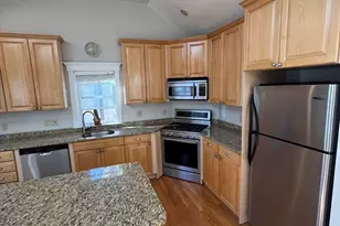 117 Columbia St, Cambridge, MA 02139 - Photo 2