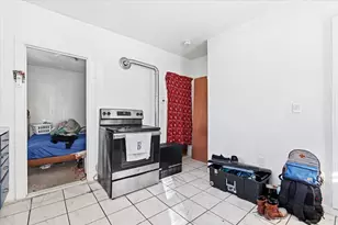 66 Whitcomb St, Webster, MA 01570 - Photo 8