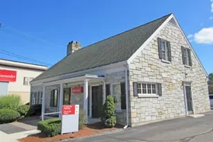 818 Washington St, Holliston, MA 01746 - Photo 1