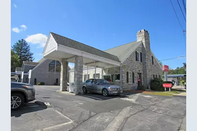 818 Washington St, Holliston, MA 01746 - Photo 2