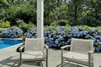 241 Daggett Avenue, Tisbury, MA 02568 - Photo 4