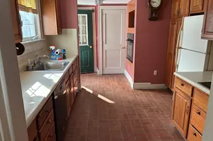 14 Kidder Ct, Northfield, MA 01360 - Photo 6