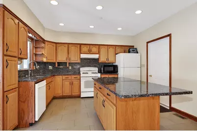 1-2-3-4 Glendale Rd, Hudson, MA 01749 - Photo 10