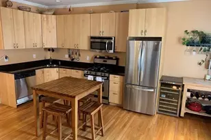 37 Mt Vernon, Boston, MA 02125 - Photo 2