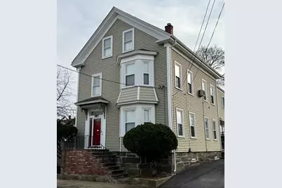 43 Aborn St #1, Peabody, MA 01960 - Photo 2