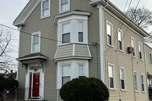 43 Aborn St, Peabody, MA 01960 - Photo 2