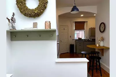 386 Essex Street #5, Salem, MA 01970 - Photo 4