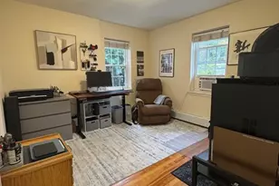 31 Hammond Pond Pkwy, Boston, MA 02467 - Photo 16