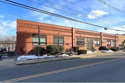 1 Washington St, Melrose, MA 02176 - Photo 1