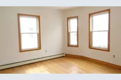 39 Paris Street #2, Medford, MA 02155 - Photo 4