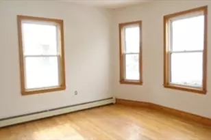 39 Paris St, Medford, MA 02155 - Photo 4