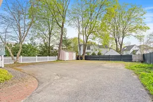32 Thoreau St, Concord, MA 01742 - Photo 26