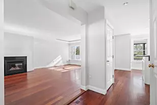 32 Thoreau St, Concord, MA 01742 - Photo 4