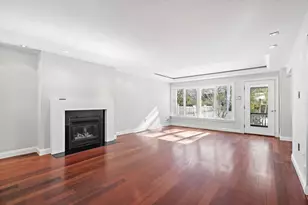 32 Thoreau St, Concord, MA 01742 - Photo 4