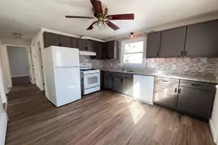 52 General Cobb St, Taunton, MA 02780 - Photo 2