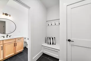 6 Callahan Dr, Woburn, MA 01801 - Photo 6