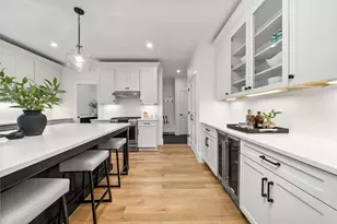 6 Callahan Dr, Woburn, MA 01801 - Photo 12