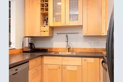 125 W Concord #2, Boston, MA 02118 - Photo 6