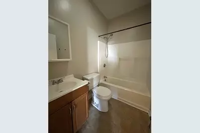 24 Sycamore St #1E, New Bedford, MA 02740 - Photo 10