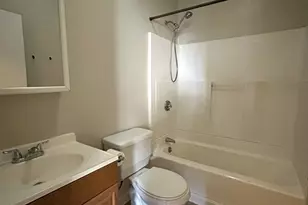 24 Sycamore St, New Bedford, MA 02740 - Photo 10