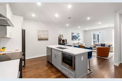 267 Old Colony #313, Boston, MA 02127 - Photo 6