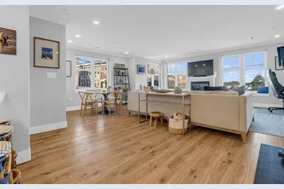 1721 Centre St #303, Boston, MA 02132 - Photo 10