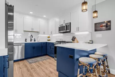 1721 Centre St #303, Boston, MA 02132 - Photo 2