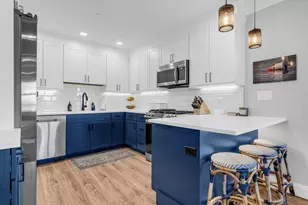 1721 Centre St, Boston, MA 02132 - Photo 2