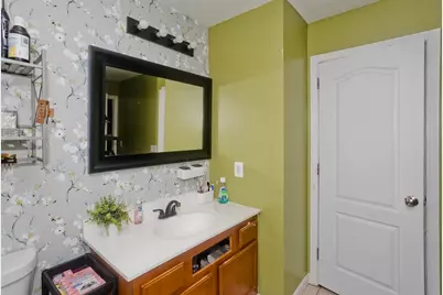 44 Naismith St, Springfield, MA 01104 - Photo 24