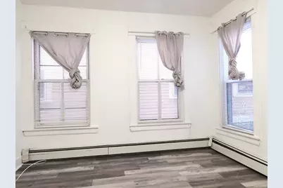 42 Magazine #1, Cambridge, MA 02139 - Photo 4